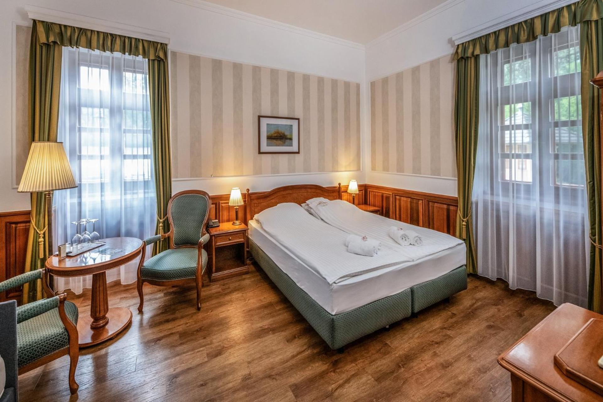 Kastelyhotel Sasvar Resort Parádsasvár Eksteriør bilde